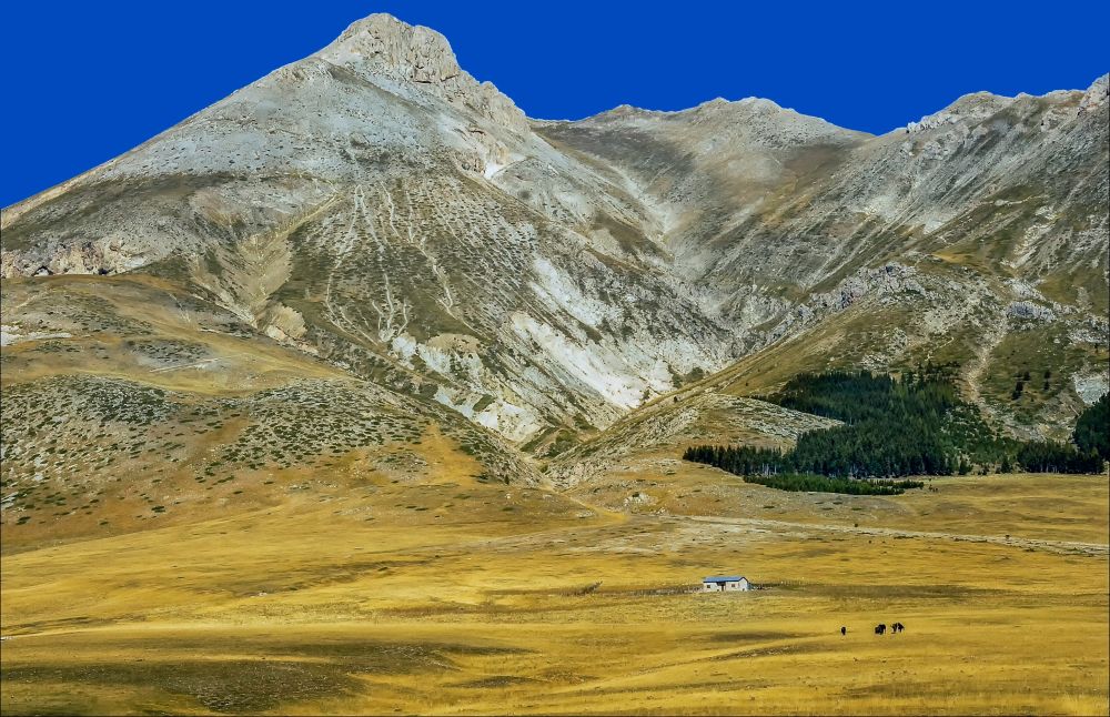 Gran Sasso, Pietracamela