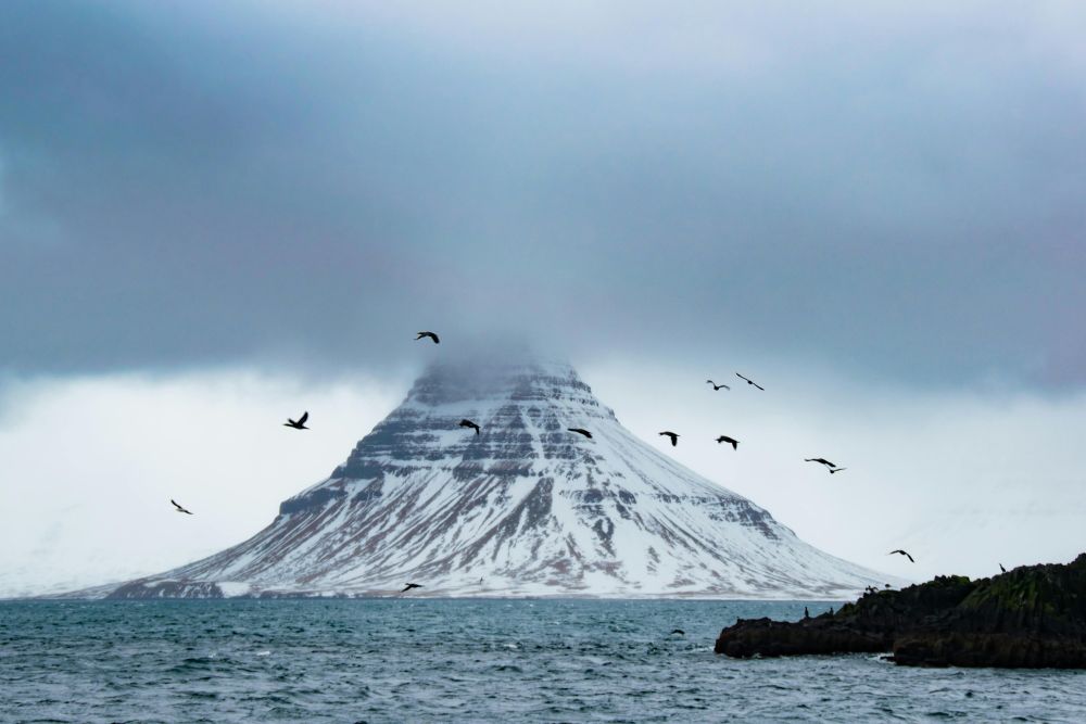 Kirkjufell enneigé