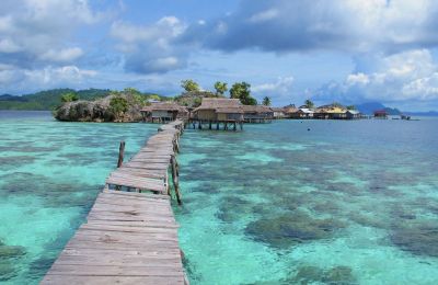 Hébergement sur piloti aux raja ampat en Voyage en Indonésie - &copy; Whitte Art